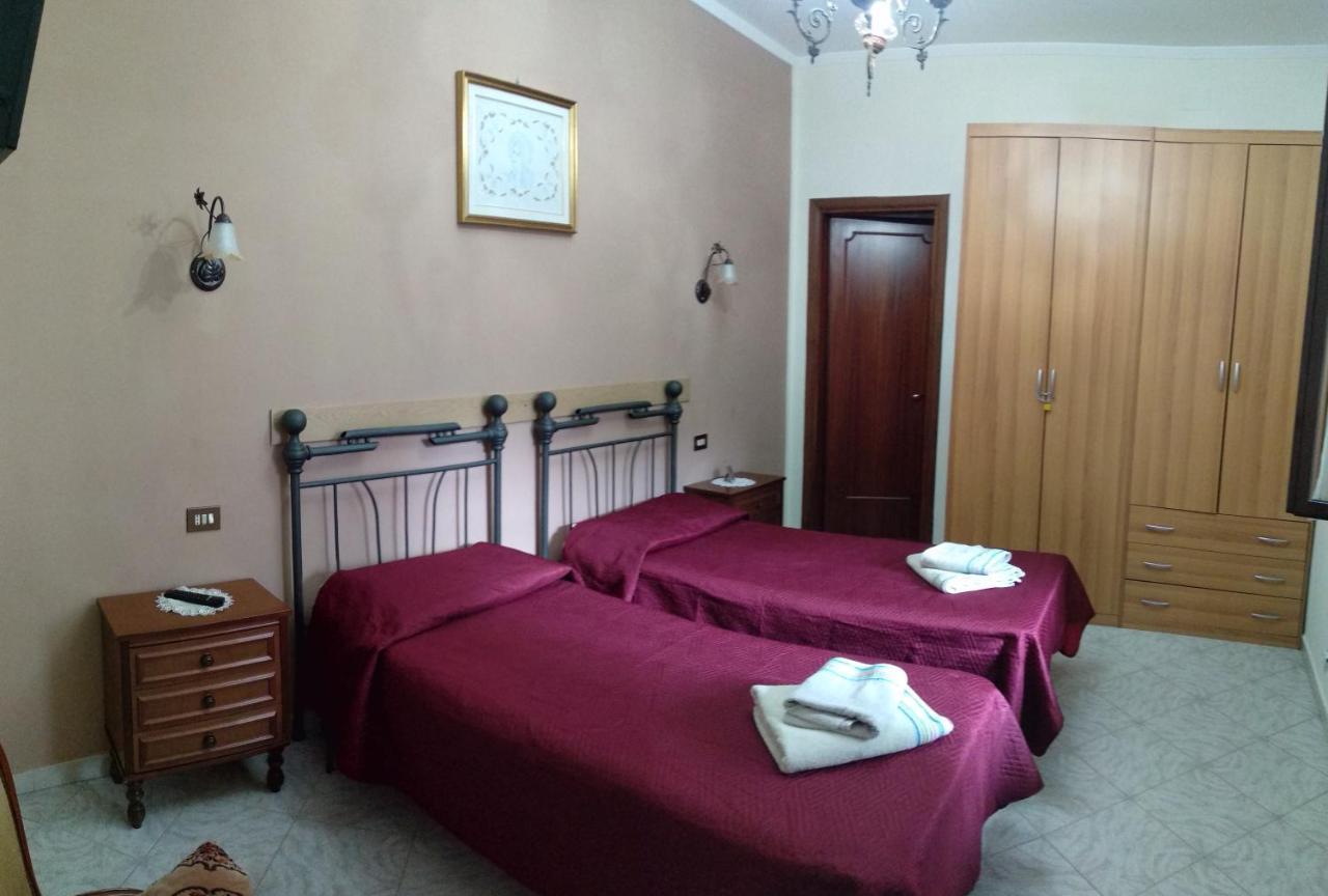Roccasecca B&B Il Feudo מראה חיצוני תמונה